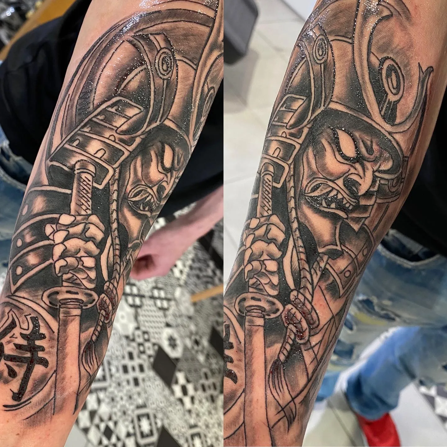 Tatouage réalisme samouraï et engrenages sur avant-bras — Fred, Art District Saint-Raphaël